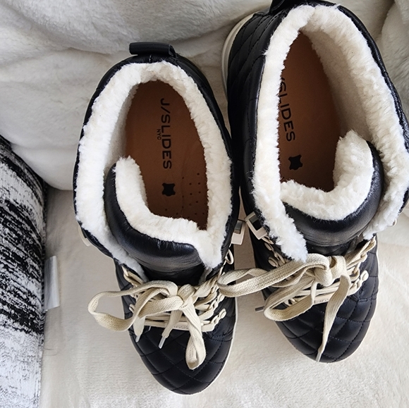 J/SLIDES NYC - Picture 3 of 4